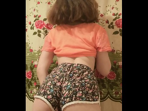 ❤️ Gadis muda seksi menanggalkan celana pendeknya di depan kamera ❤❌ Video sialan  di id.assistdoctor23.ru ️❤
